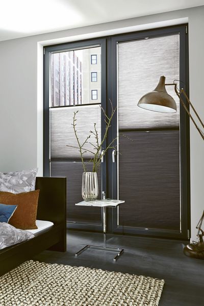 Plisol, SG 8500, DUETTE® Fixé Elan, Col 20012, DUETTE® Architella® Elan Dark, Col 20086, BB35