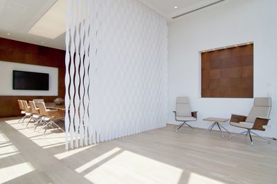 Tende a strisce verticali, SG 2900, Multi Visio, room shot ""Office Gehrke econ in the Torhaus", Hannover, Germany, Vertical Waves