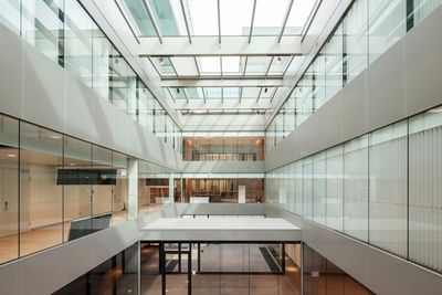 Tende a strisce verticali, SG 2960, Colorama 2, Rehaklinik, Bellikon, Switzerland