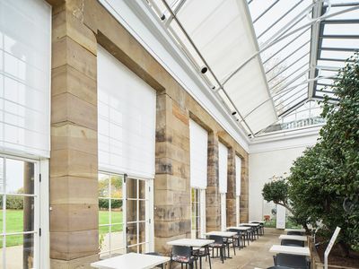 Tende a pacchetto, SG 2120, Colorama 1, The Camellia House, Wentworth, South Yorkshire, United Kingdom