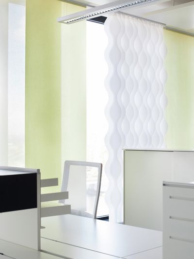Tende a strisce verticali, SG 2910, Multi Visio, Room shot "Kranhaus", Cologne, Germany, Vertical Waves