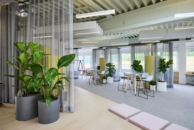 Sistemi per tende arricciate a strappo, SG 6870, Colorama Acoustic, Interstuhl Liveroom, Messstetten-Tieringen, Germany