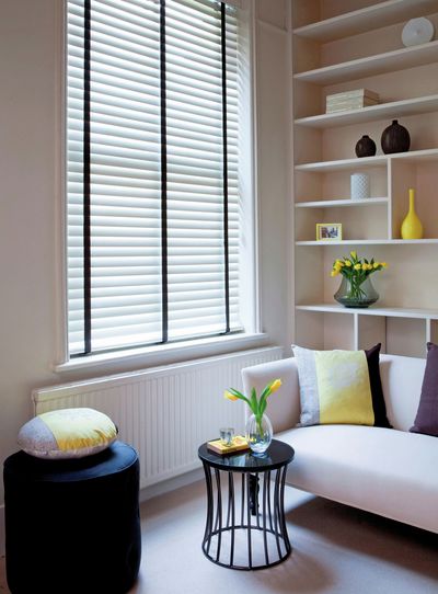Veneziane, SG 8960, Wood slats, 50mm Soft White, Black tape