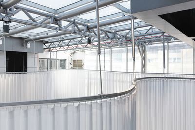 Tende arricciate, SG 6970, Colorama 2, Havas Village, Lisbon, Portugal