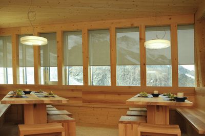Tende a rullo, SG 4910, Multiscreen 1-10%, Room shot ""Monte Rosa SAC Lodge", Zermatt, Switzerland