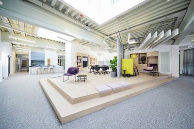 Sistemi per tende arricciate a strappo, SG 6870, Colorama Acoustic, Interstuhl Liveroom, Messstetten-Tieringen, Germany